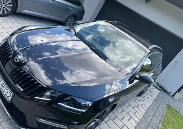 samochody osobowe Skoda Octavia cena 99950 przebieg: 105000, rok produkcji 2018 z Kruszwica